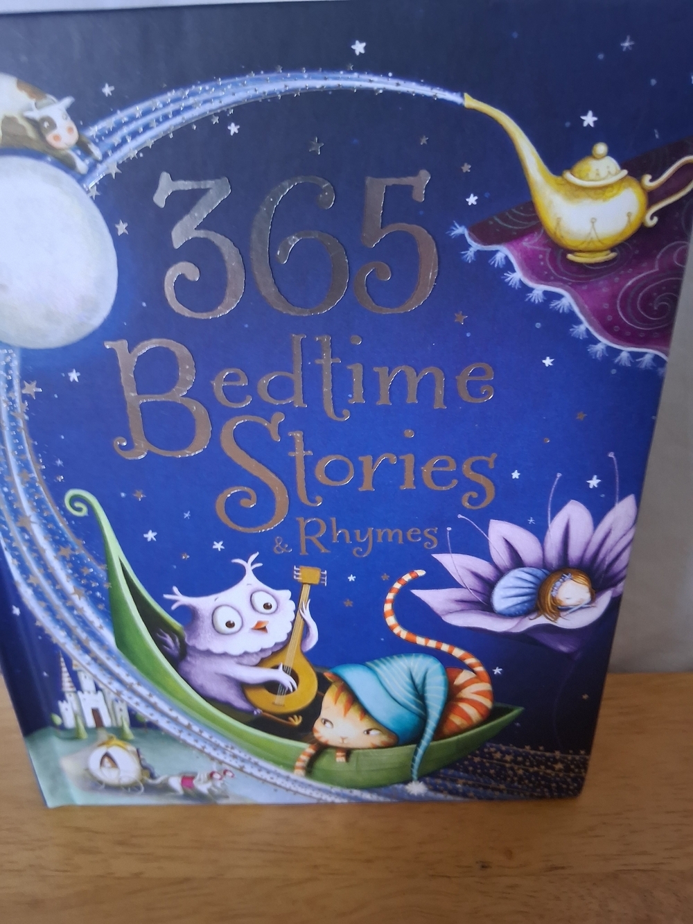 365 Bedtime Stories & Rhymes - Navy Blue Kids Book - Picture 2 of 4